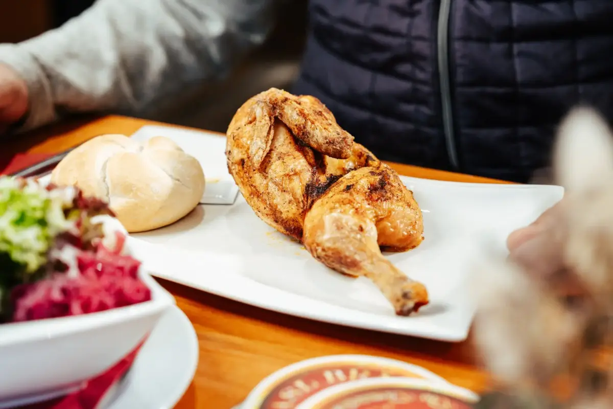 Bestes Grillhendl in Wien Roter Hiasl