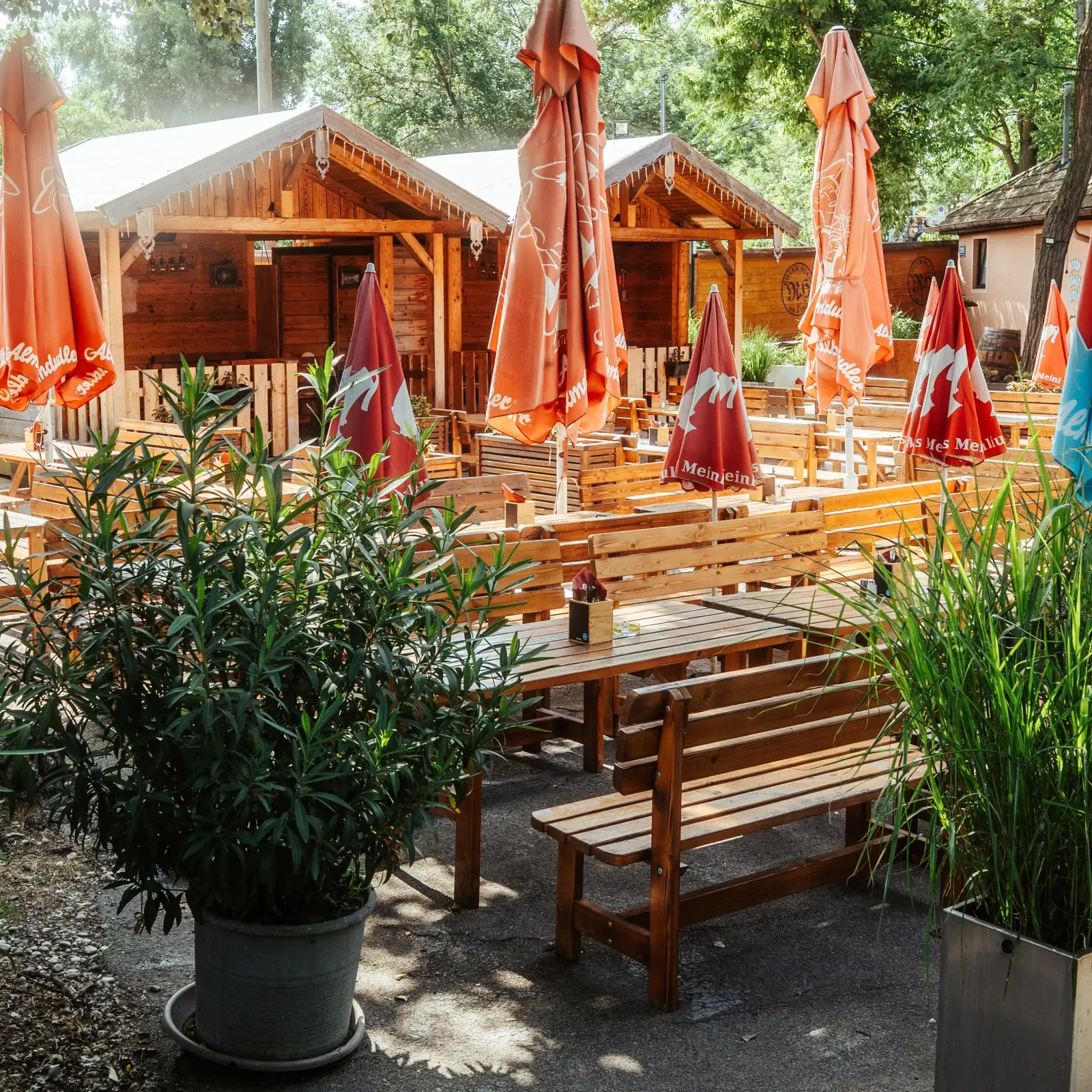 Gastgarten Österreichische Hausmannskost Roter Hiasl