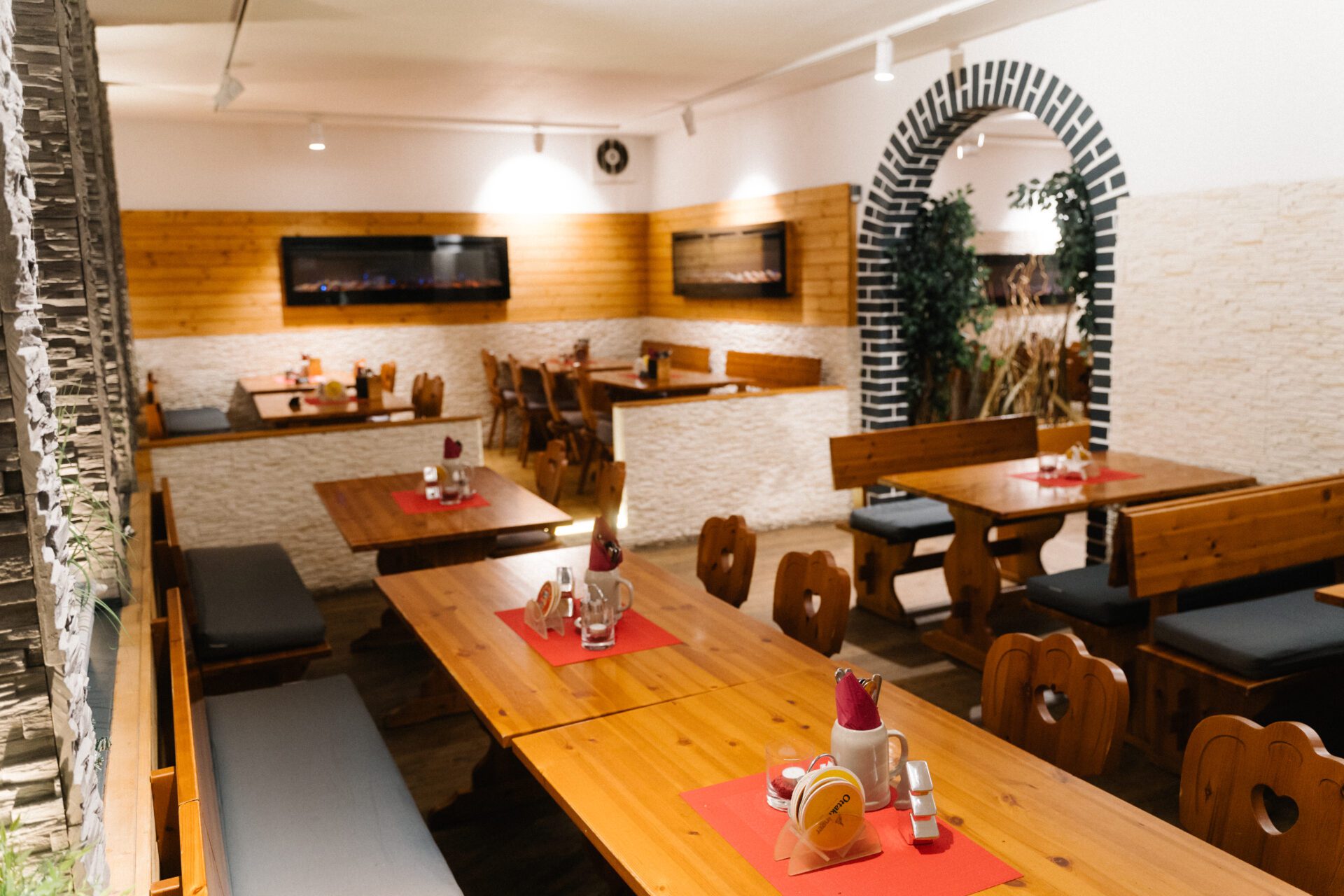 Roter Hiasl Restaurant 1220 Wien Lobau (15)